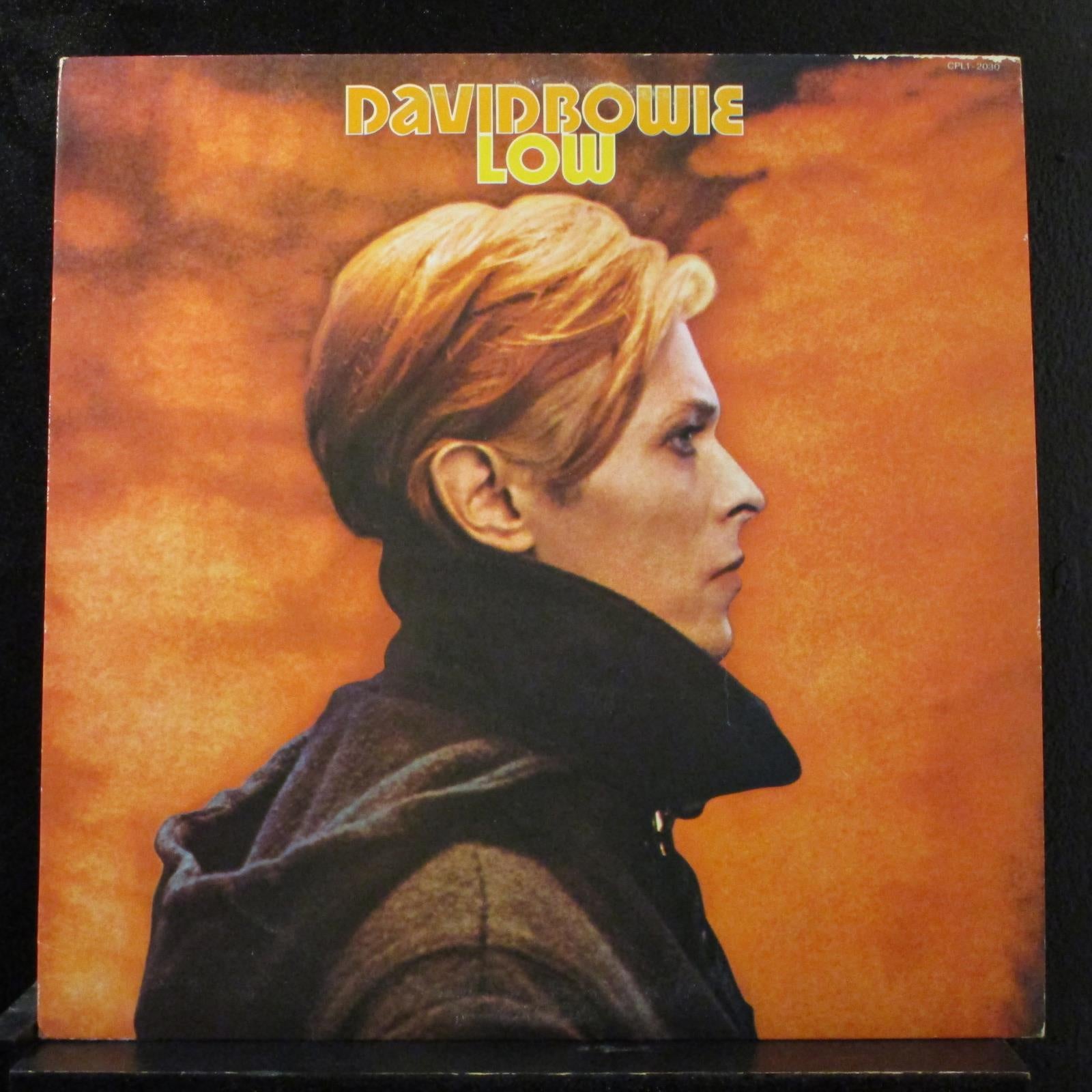 David Bowie - Low - 1977 RCA USA Vinyl LP Record in VG+ Condition with Inserts - Rock and Art Rock Music Album