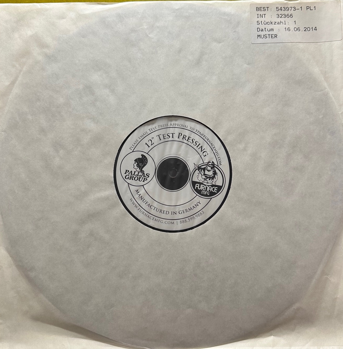 Robert Plant's 2014 Mint - Condition 2 LP Record Test Press Promo Vinyl of 'Lullaby And... The Ceaseless Roar' in Rock, Blues Rock, and Psychedelic Genres